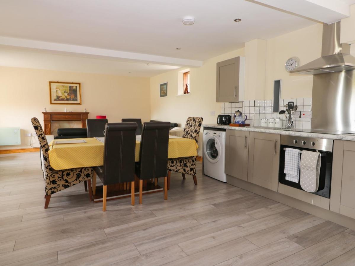 Mulberry Manor Villa Kingston upon Hull Eksteriør bilde